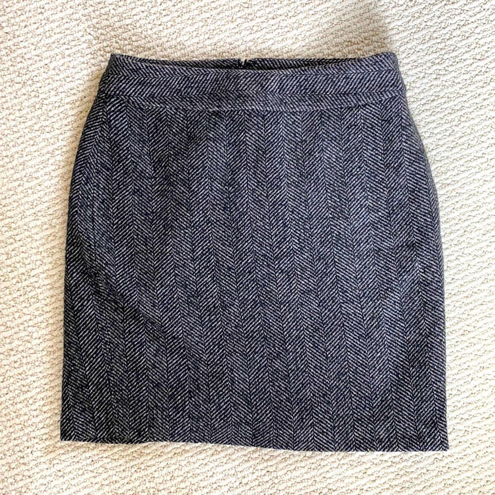 Adorable Banana Republic Skirt
